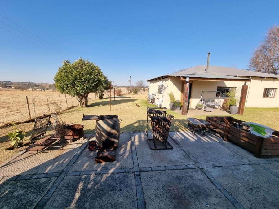 5 Bedroom Property for Sale in Kromkloof North Sh Free State